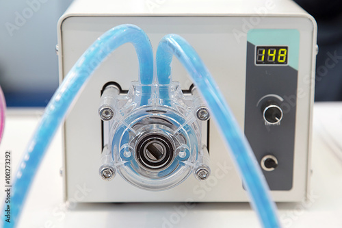 Medical lab equipment, analysis systems.