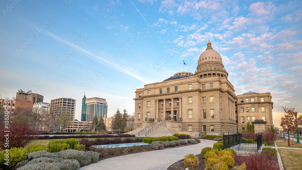 Sidewalk leads to the state capital of Idaho