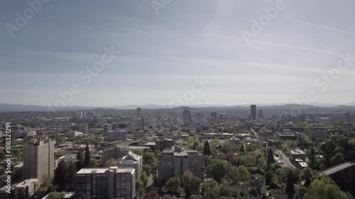 Wallpaper Mural mount hood in the distance Torontodigital.ca