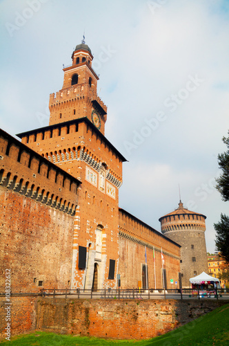 Obraz na płótnie Castello Sforzesco entrance in Milan w salonie