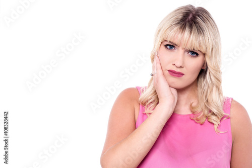 Wallpaper Mural Woman having pain in jaws Torontodigital.ca