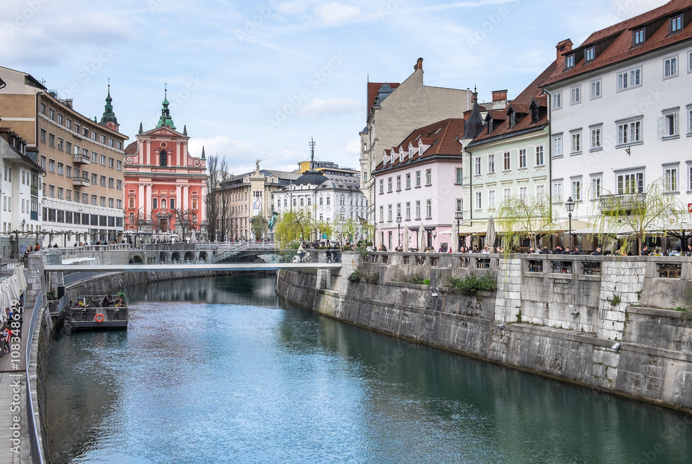 Ljubljana in Slowenien mit Fluss Ljubljanica
