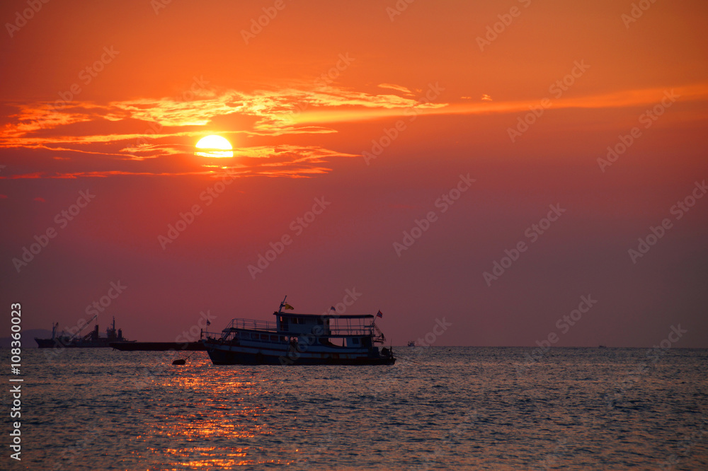 Beautiful sunset on the beach in Pattaya, Thailand