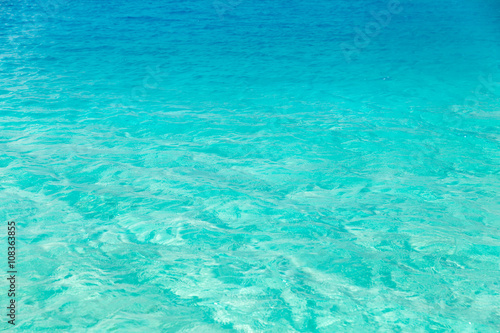 morze lub ocean niebieski przezroczysta woda