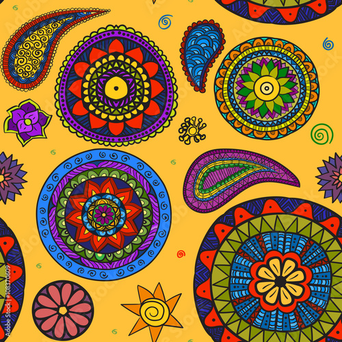 Fototapeta Naklejka Na Ścianę i Meble -   beautiful floral and Paisley traditional ornament seamles