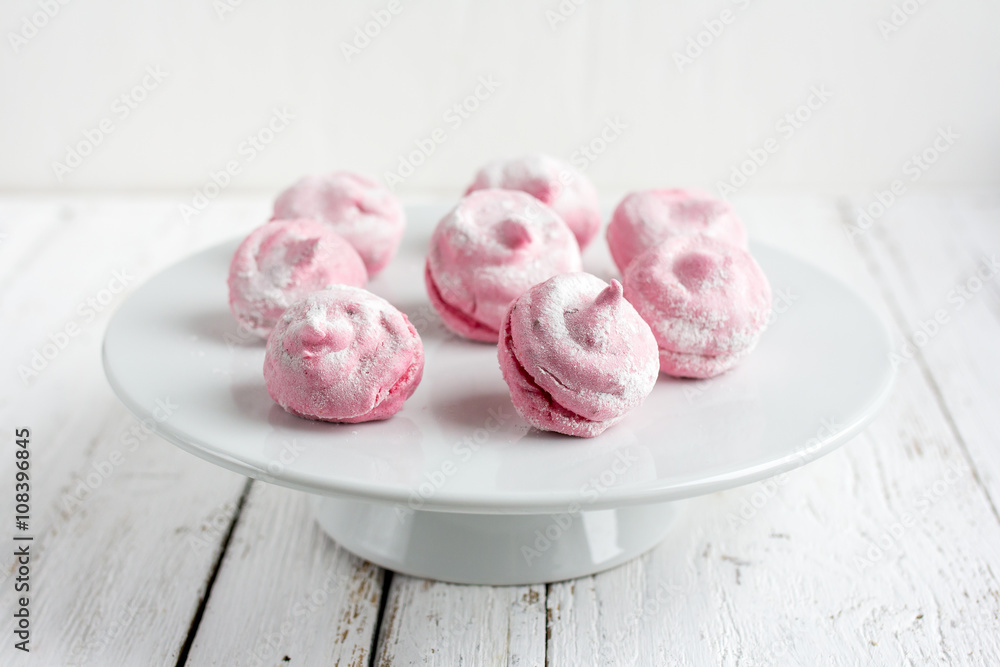 Homemade pink marshmallows currant - zephyr Homemade pink marshmallows currant - zephyr