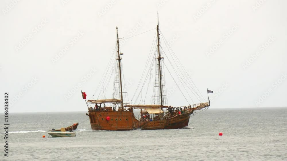 Old caravel sailing by the sea, Portugal (4K) Old caravel sailing by the sea, Portugal (4K)