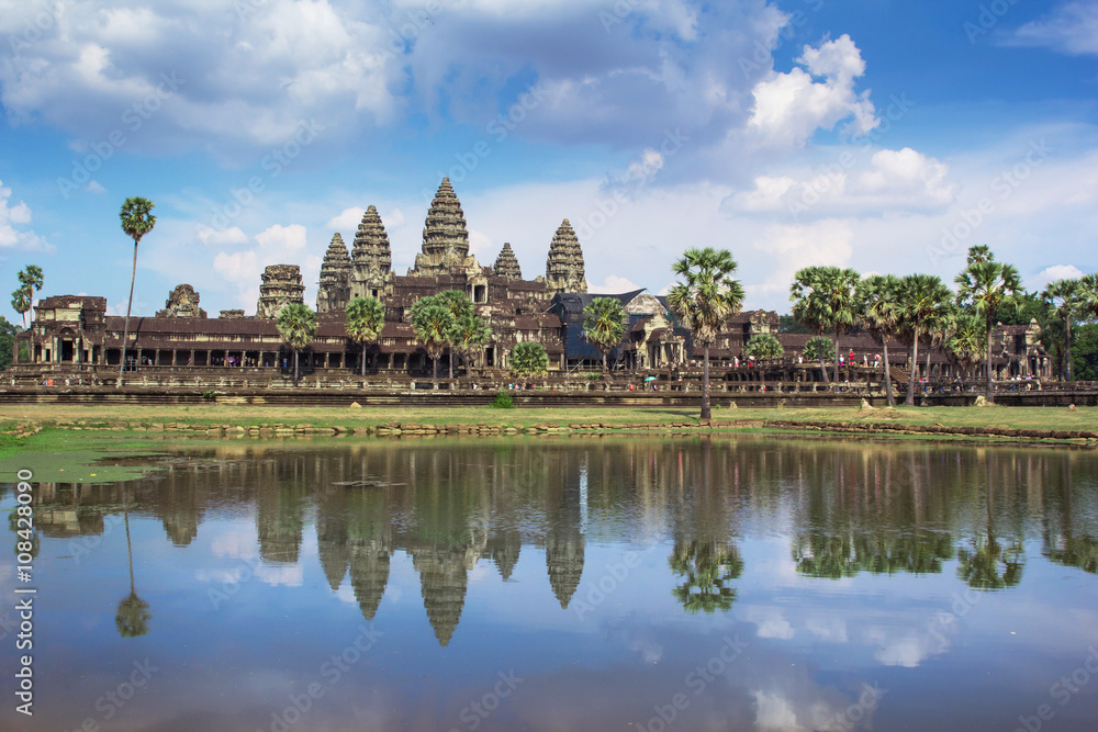 Fototapeta premium Angkor Wat day time