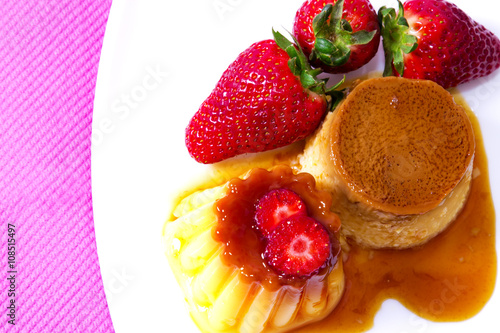 flan with strawberries