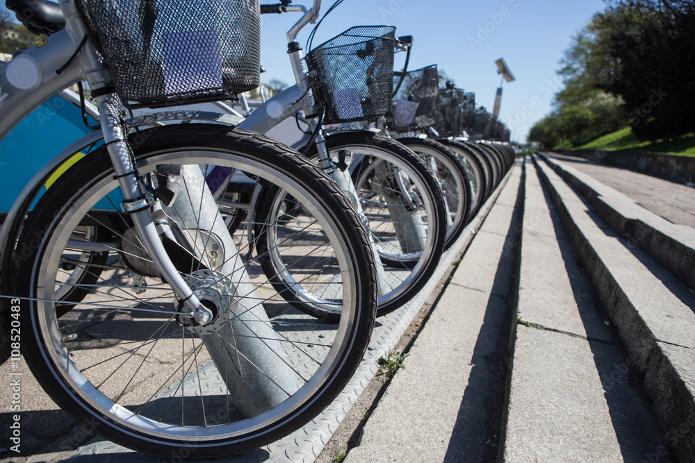 city bikes, bicycle rental
