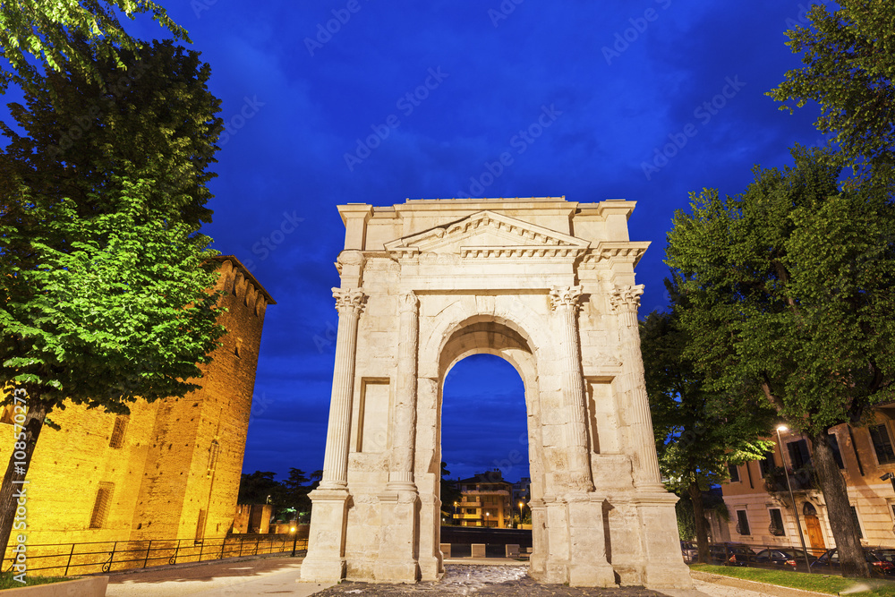 Gavi Arch in Verona