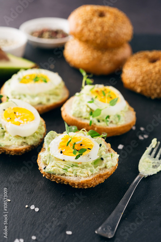 Sandwich with avocado and eggs