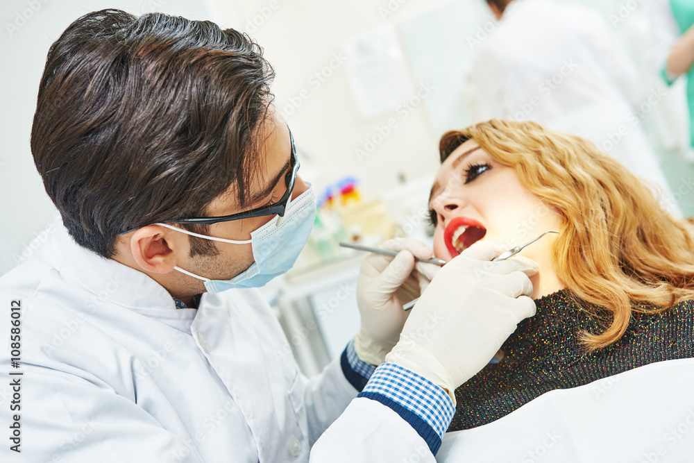 Fototapeta premium Young asian dentist doctor