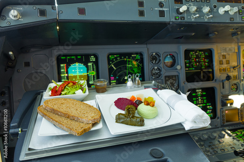 Kapitäns-Dinner im Cockpit