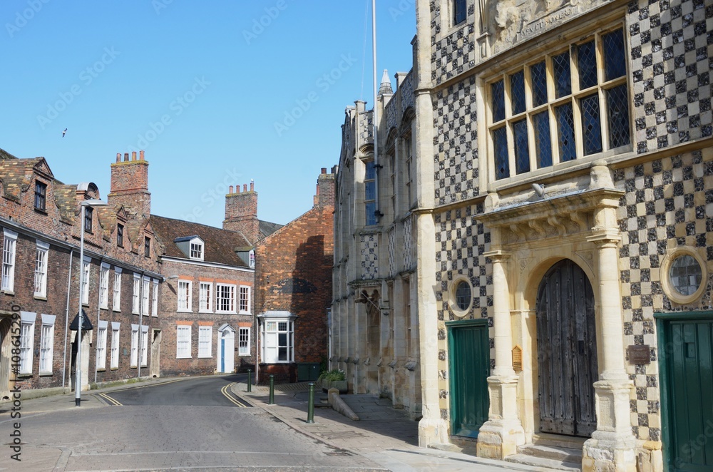 Guildhall Kings Lynn with street view