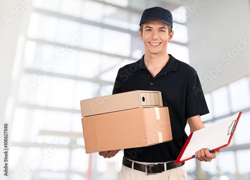 Εκτύπωση καμβά Delivering.