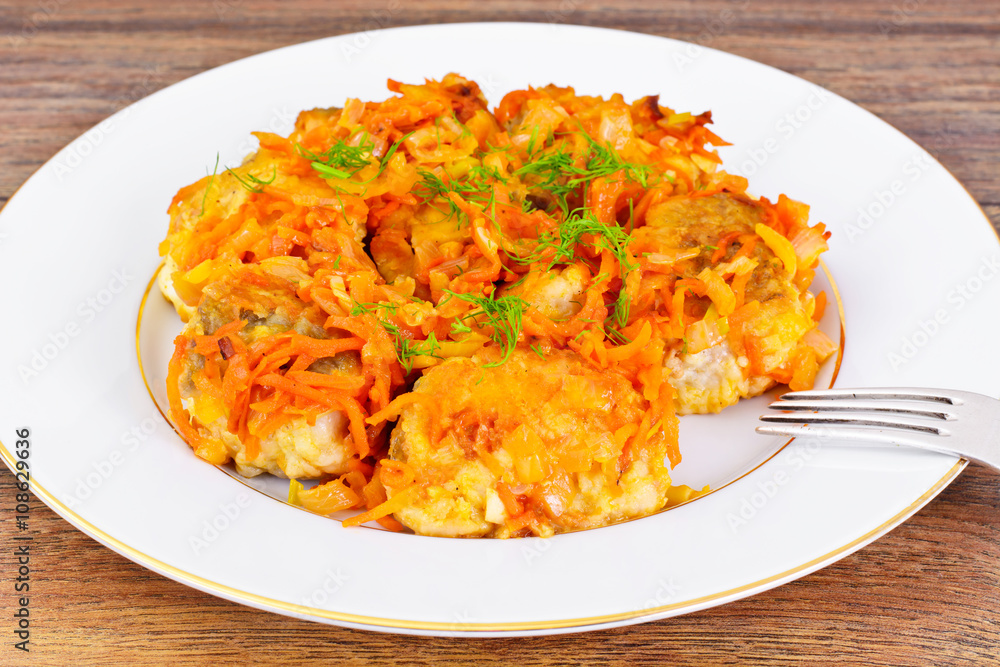 Fish in Greek with Onion and Carrot Fish in Greek with Onion and Carrot