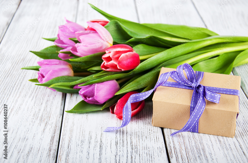 tulips bouquet and gift box tulips bouquet and gift box