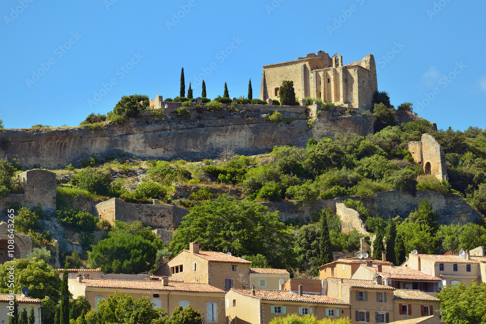 Fototapeta premium Saint Saturnin Les Apt