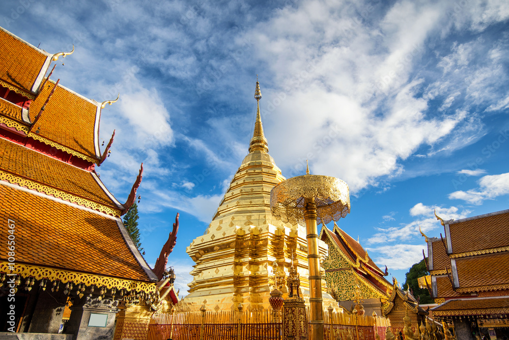 Obraz premium Wat Phra That Doi Suthep, Chiang Mai, Popular historical temple