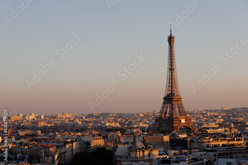 Paris city at sunset © coppec