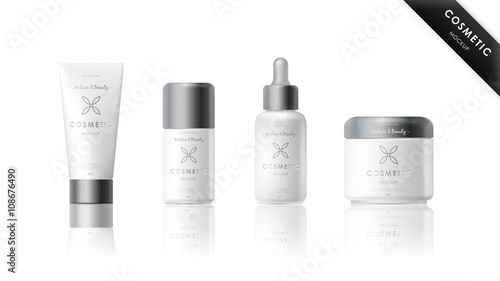 Realistic bottle mock up set. Isolated pack on white background. Cosmetic brand template. Vector packaging. Oil, lotion, shampoo.