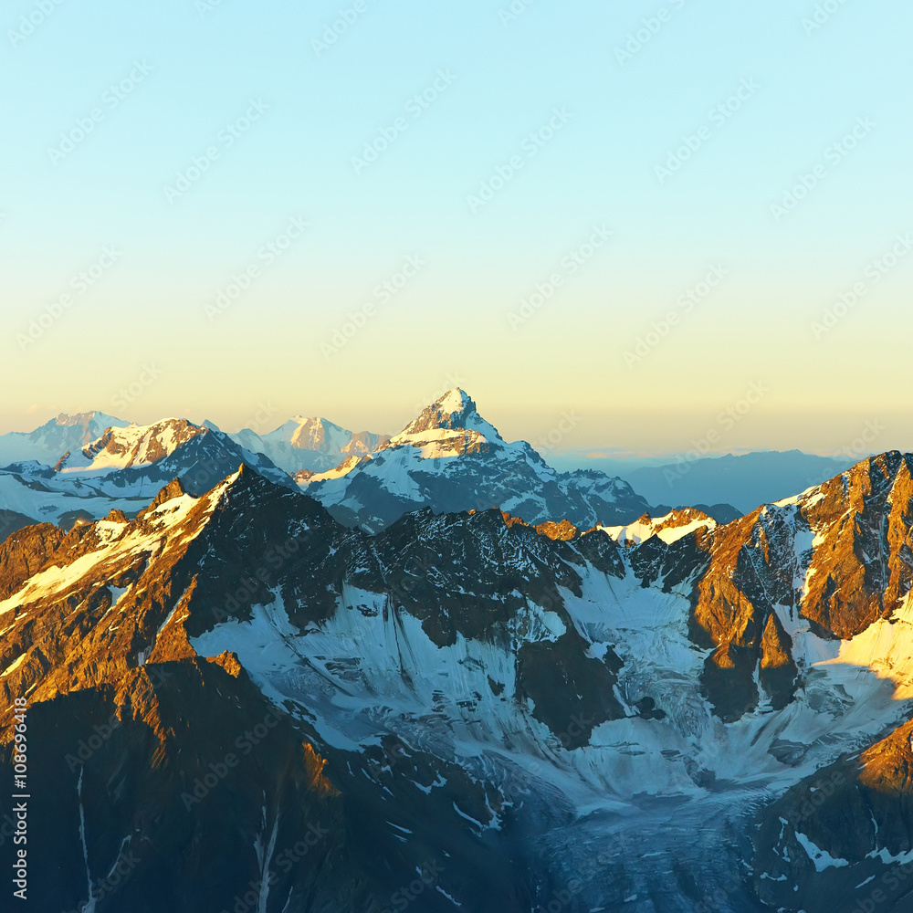 Obraz premium alpine mountain landscape