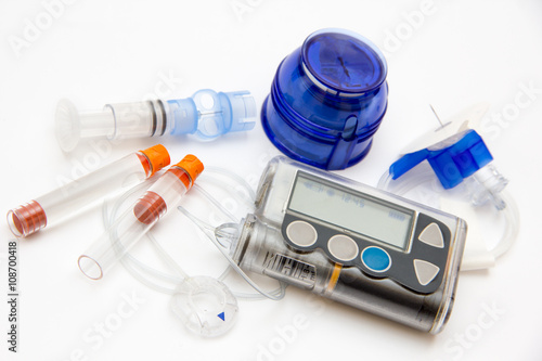 Modern accessories to control diabetes - insulin pump with infusion set