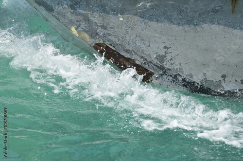 Wave from the boat 