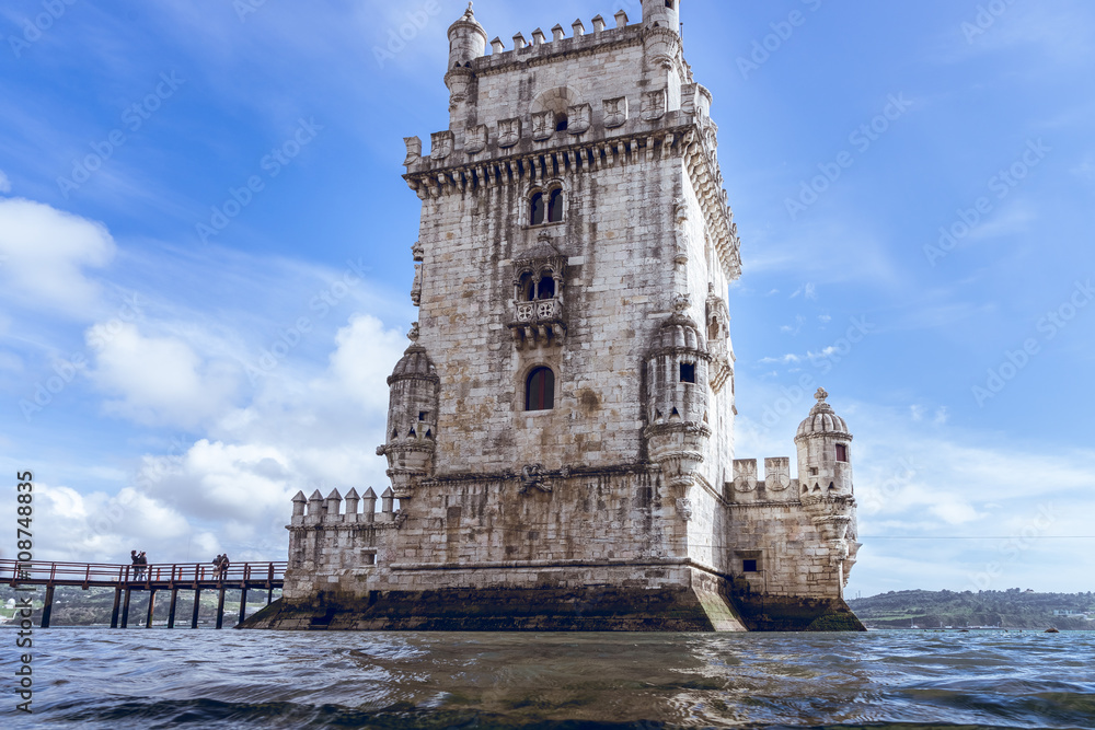 Turm von Belém am Wasser