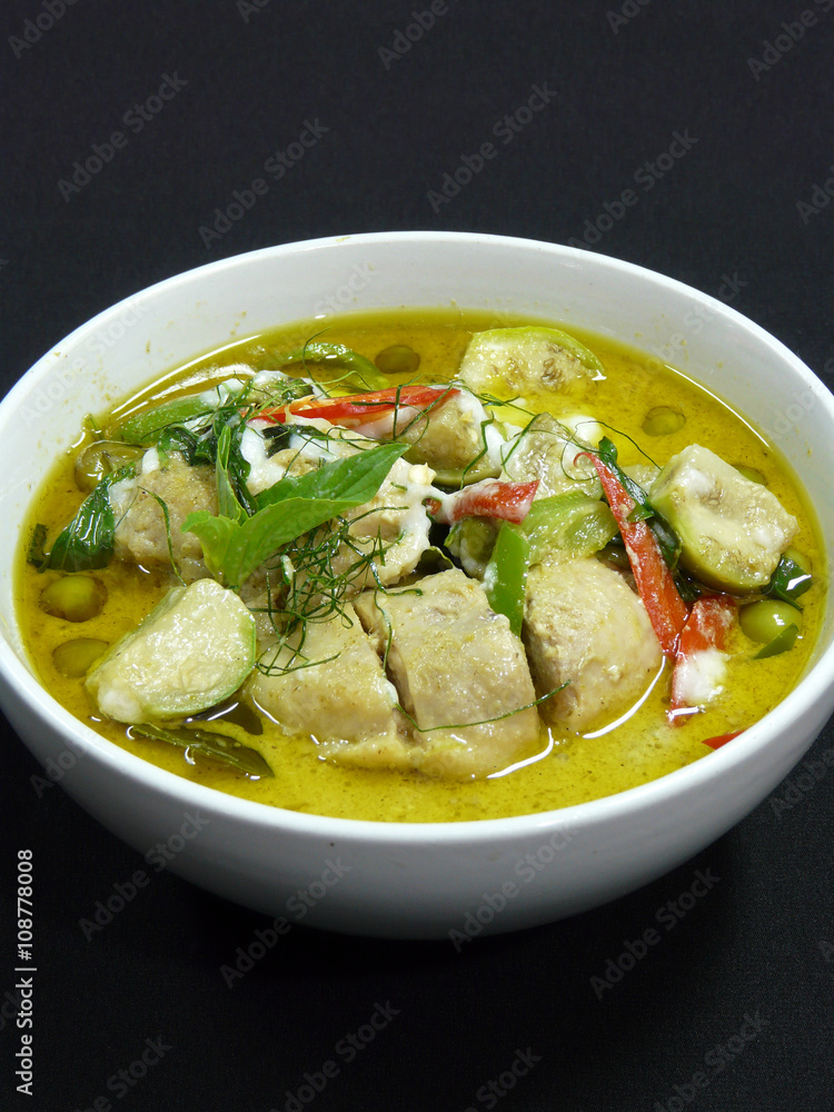 authentic thai food - kaeng kiaw wan gai - thai green curry with chicken authentic thai food - kaeng kiaw wan gai - thai green curry with chicken