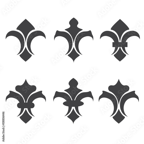 Engraving fleur de lis icons set. Antique decoration fleur de lis, medieval heraldic fleur de lis