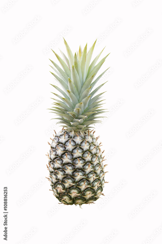 Obraz premium Pineapple isolate on white with clipping path