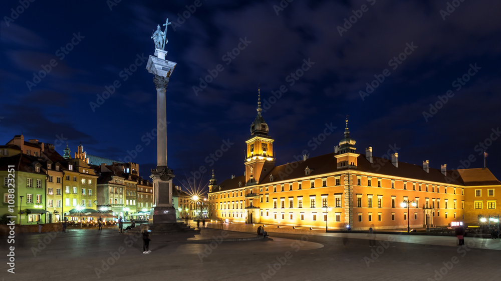 Fototapeta premium Square Castle and Sigismund's Column at night