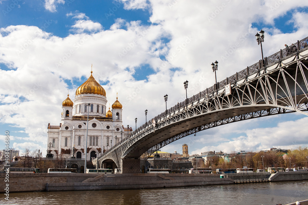 Cathedral of Christ Saviour, Patriarshy Bridge, Moscow, Russia