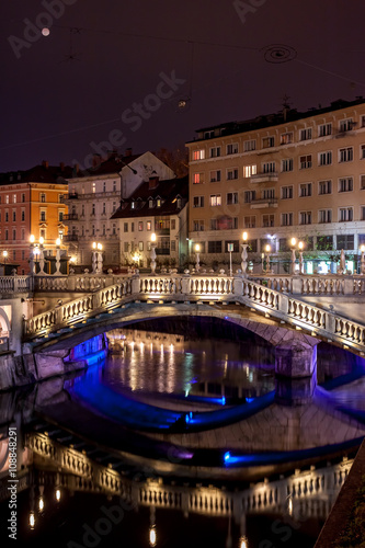 Triple bridge in Ljubljana at night