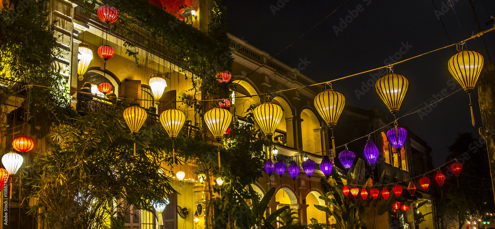historic streets, lanterns, historic streets, lanterns,
