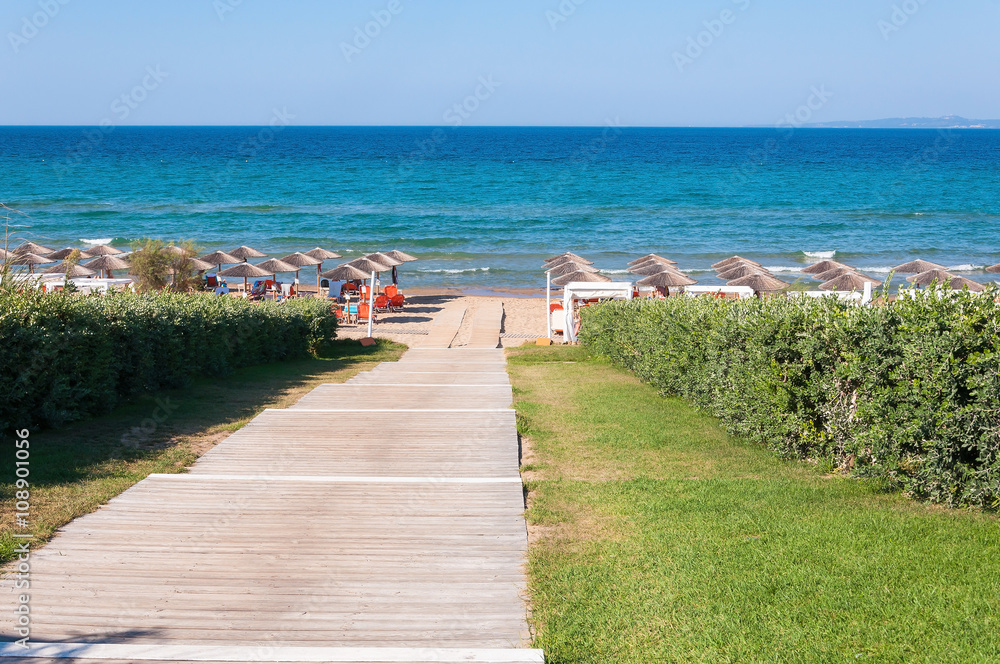 Naklejka premium Wooden path to Banana beach on Zakynthos