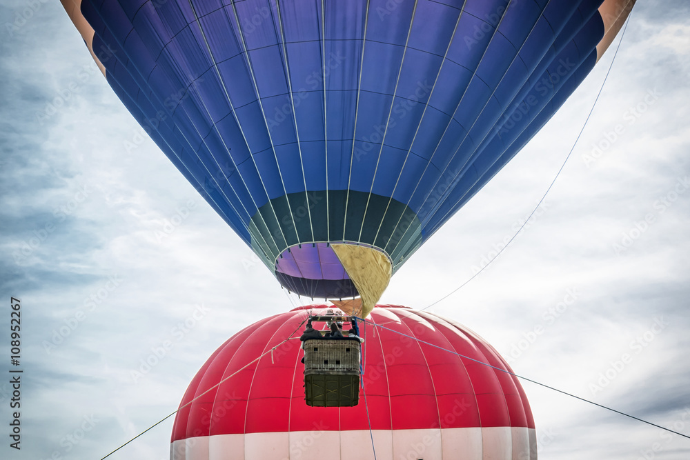 Fototapeta premium Volare in mongolfiera