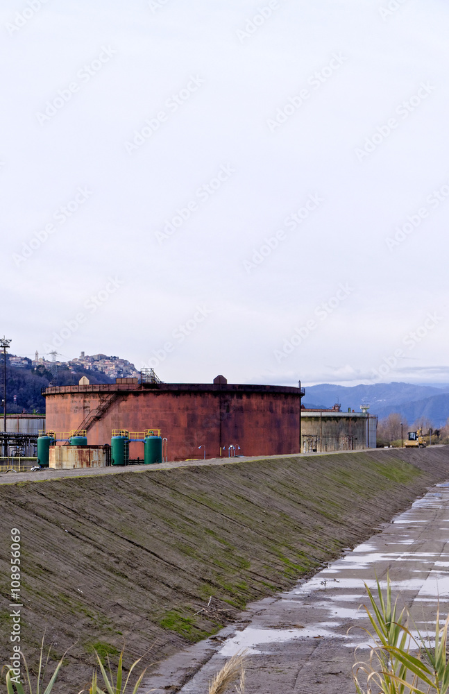 chemical plant chemical plant