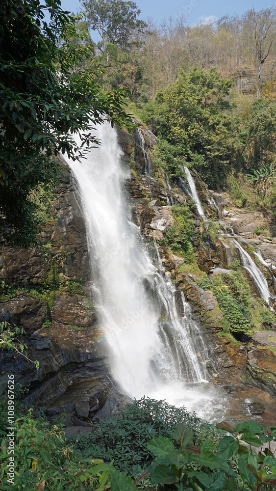 Obraz premium mae ya waterfall