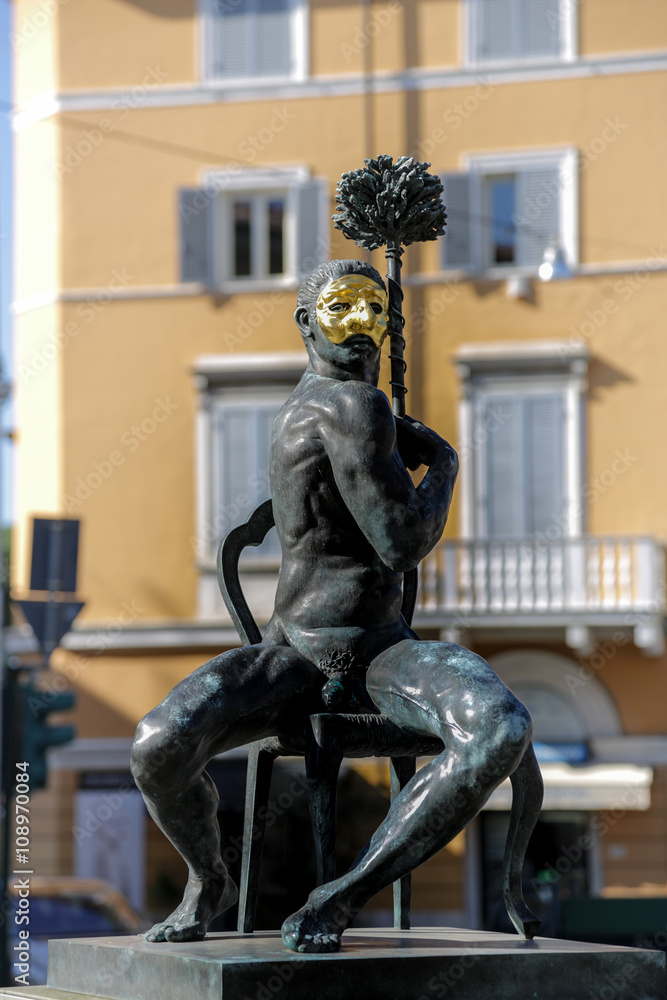 Italien, Toscana, Versilia, Pietrasanta, Bildhauer, Steinmetz, Marmor, Bronze, Stadt der Kunst, Bildhauerschulen, Kunstausstellungen, Kultur, Weltstadt der Kunst, Italien, Toscana, Versilia, Pietrasanta, Bildhauer, Steinmetz, Marmor, Bronze, Stadt der Kunst, Bildhauerschulen, Kunstausstellungen, Kultur, Weltstadt der Kunst,