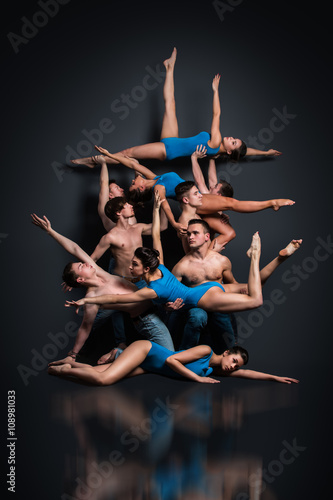 Dancers in stunning pose