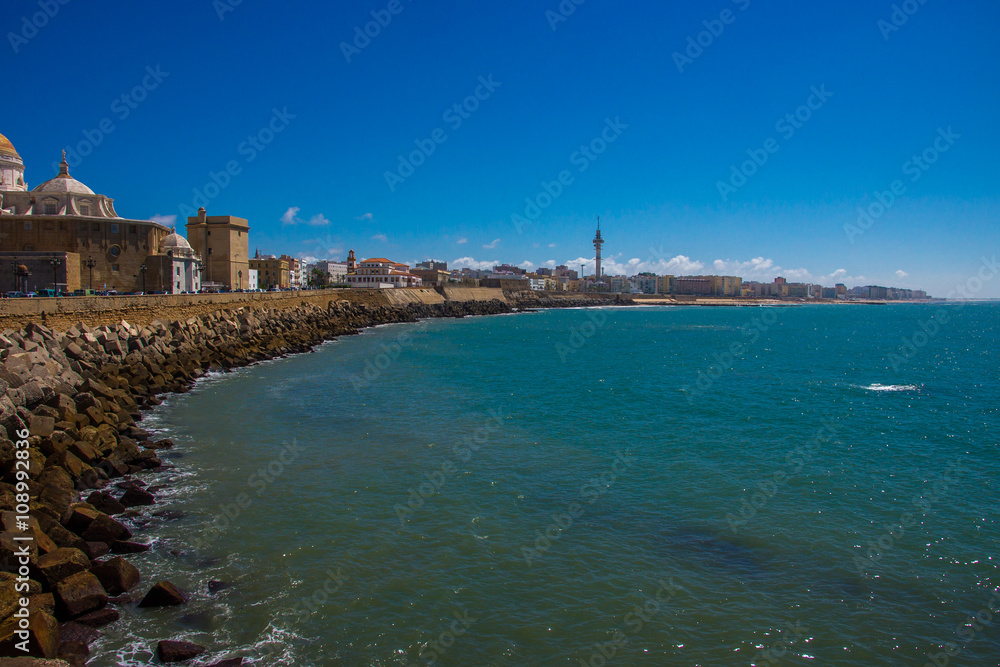 Skyline im andalusischen Cádiz