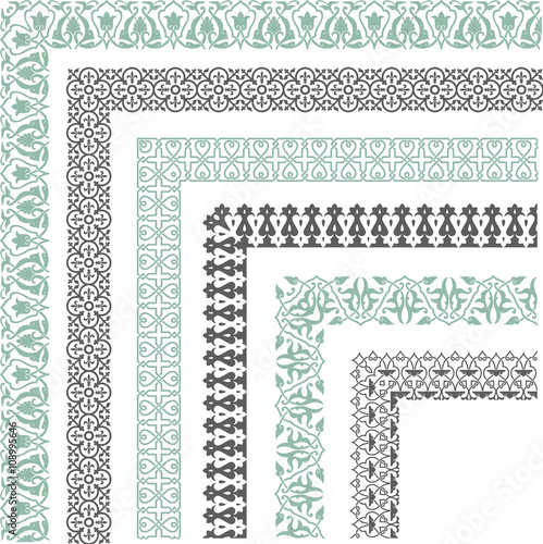 Decorative seamless border