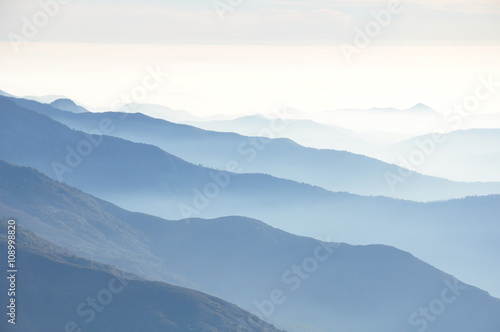 Fototapeta Naklejka Na Ścianę i Meble -  Smokey mountains