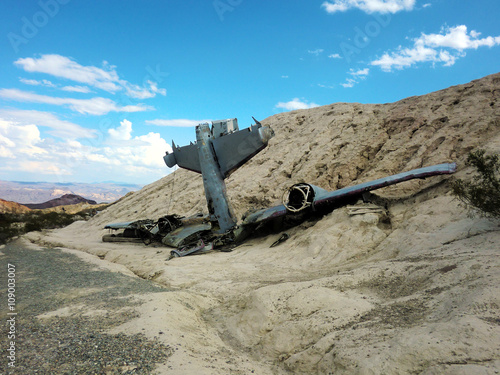 Canvas Print Remote old plane crash in Nevada desert - landscape color photo