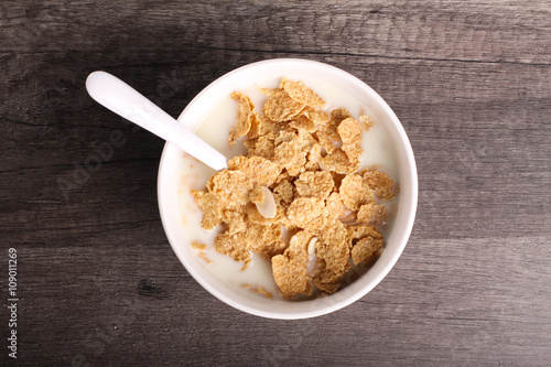 Canvas Print cereal with wood backgroud
