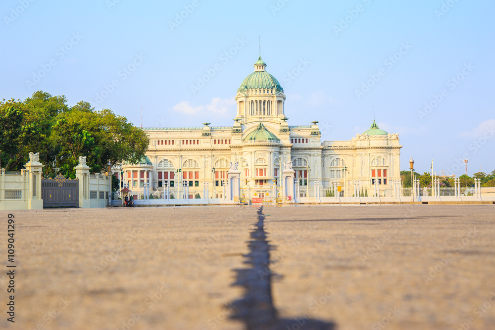 Front view of The Ananta Samakhom Throne Hall in Thai Royal Dusit Palace, Bangkok, Thailand. With don't stop sign.