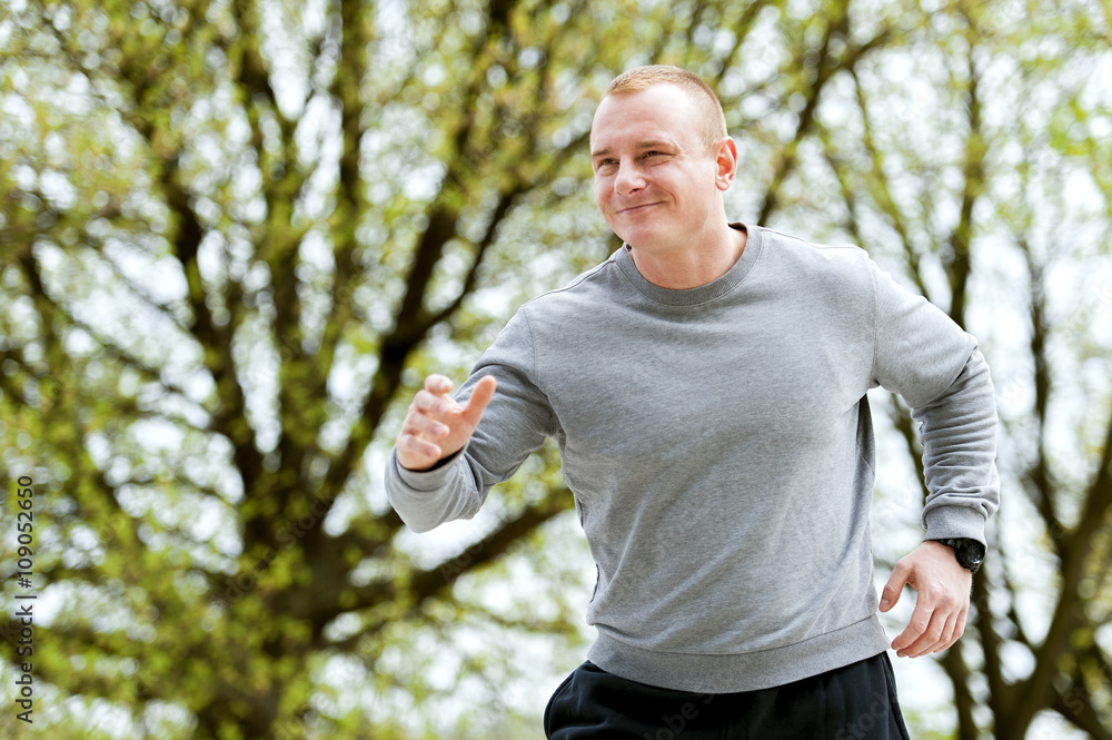 Fototapeta premium Young man training run outdoor.